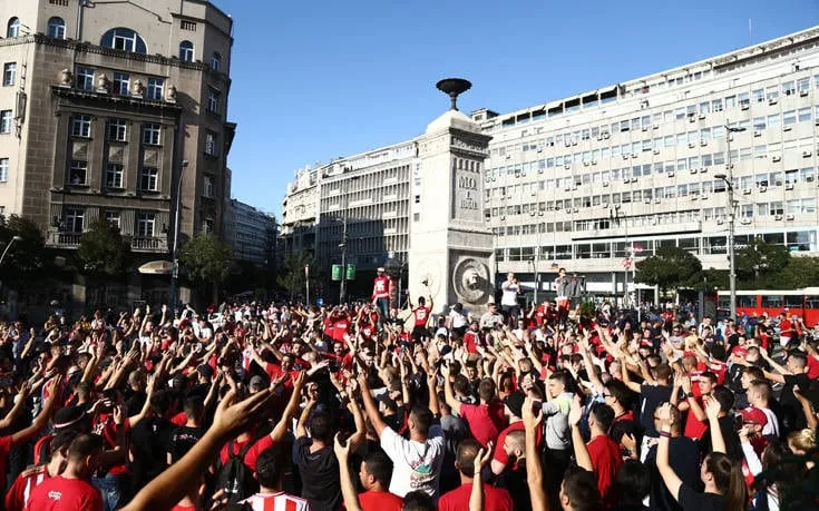 Ολυμπιακός: Κοκκίνισε το Βελιγράδι για το final four της Euroleague 2022 (ΒΙΝΤΕΟ)