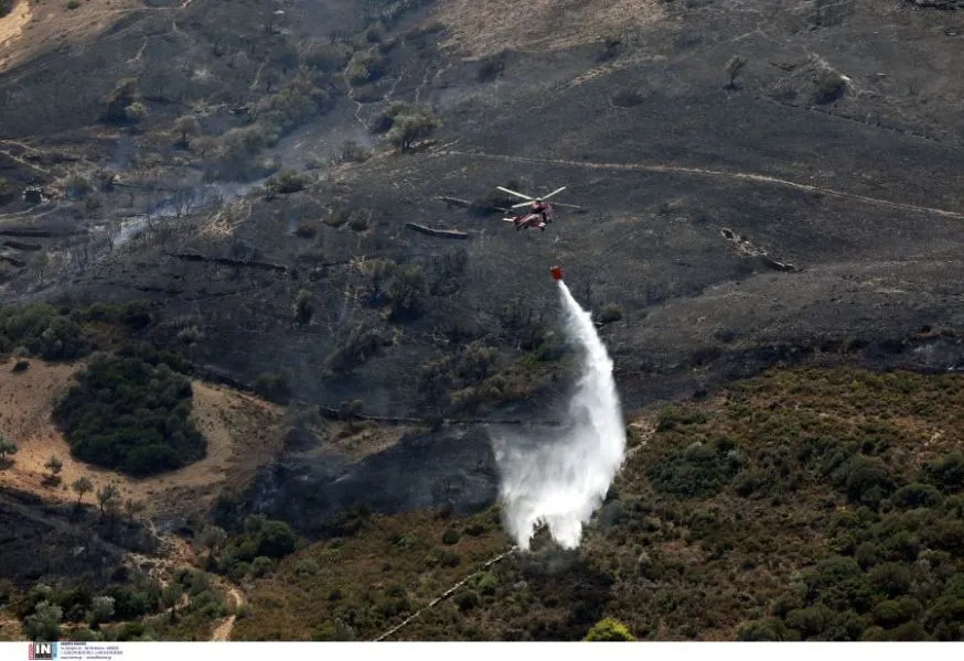 Σοφικό: Μεγάλη φωτιά μετά από κεραυνό - Επιχείρηση με εναέρια μέσα
