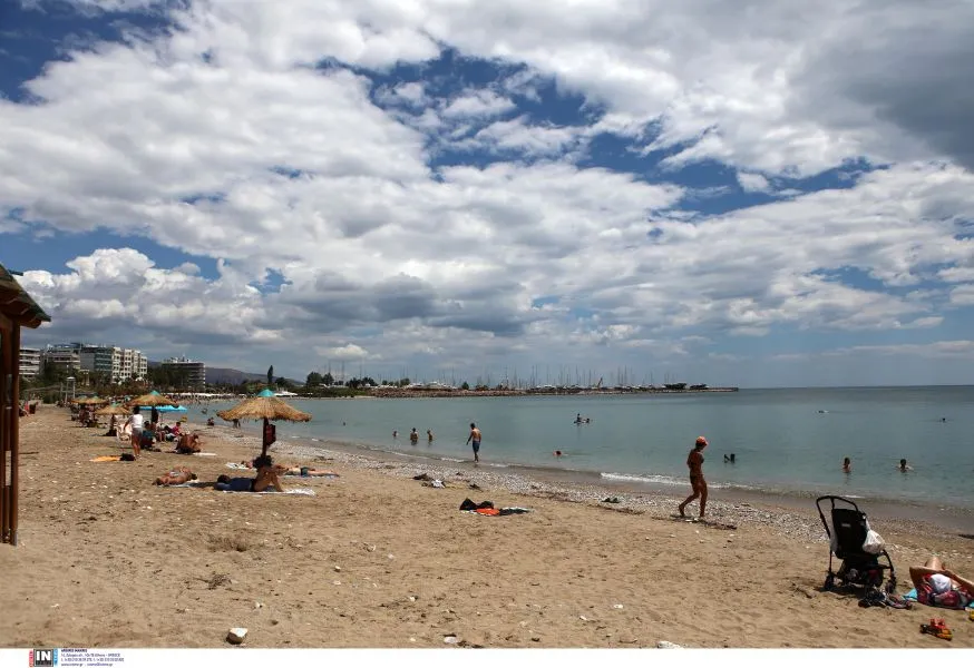Οι ακατάλληλες παραλίες της Αττικής για μπάνιο - Ποιες βρίσκονται στη λίστα