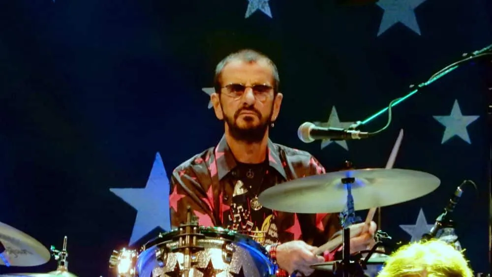 Ringo Starr: Ο ντράμερ των Beatles αναγορεύτηκε επίτιμος διδάκτορας του Berklee College of Music