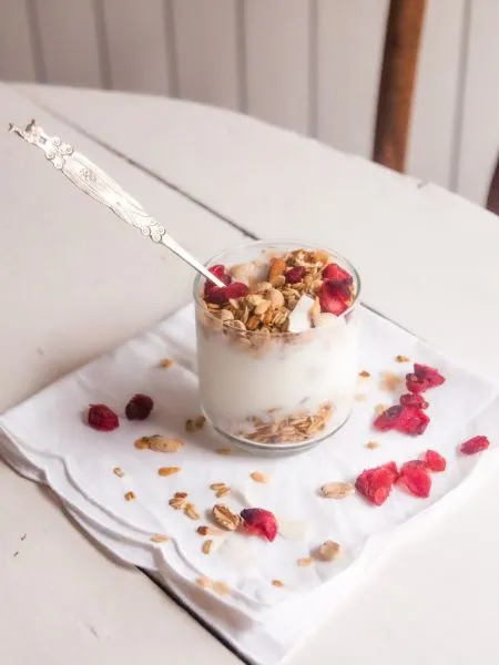 Φτιάξε σπιτικό Frozen yogurt με 3 υλικά και χωρίς κόπο