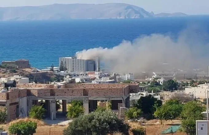 Ηράκλειο Κρήτης: Μεγάλη φωτιά σε ξενοδοχείο στο Κοκκίνη Χάνι