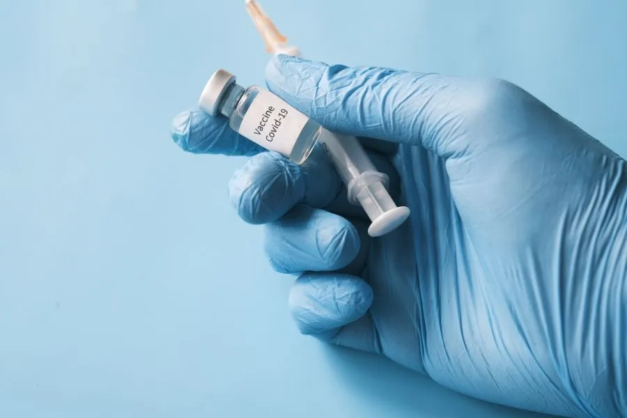 Κίνα: Εγκρίθηκε το πρώτο κινεζικό εμβόλιο mRNA κατά του κορωνοϊού