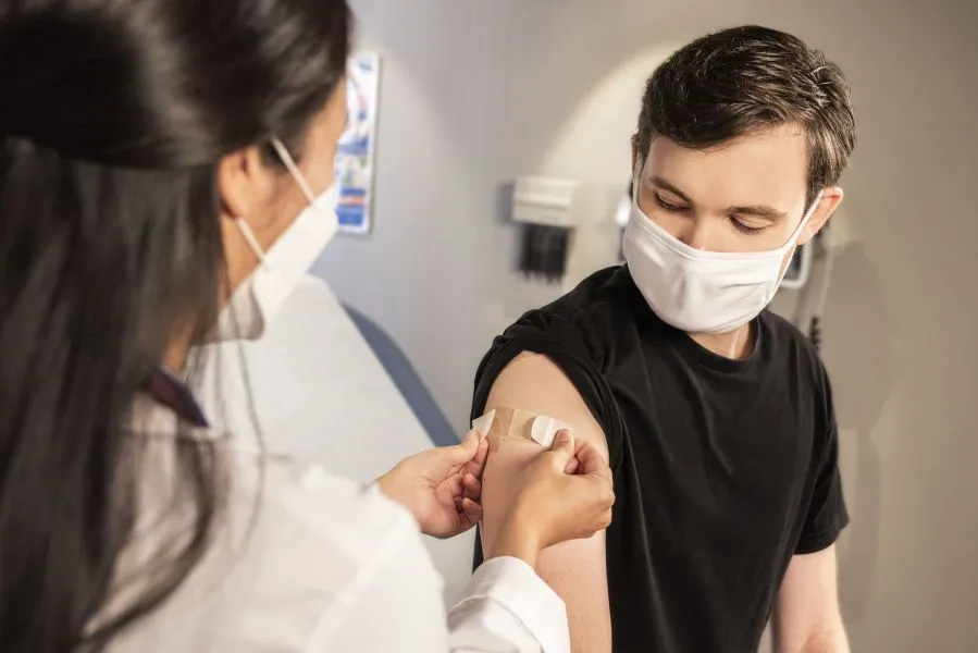 Γρίπη: Ξεκινάει ο εμβολιασμός χωρίς ιατρική συνταγή