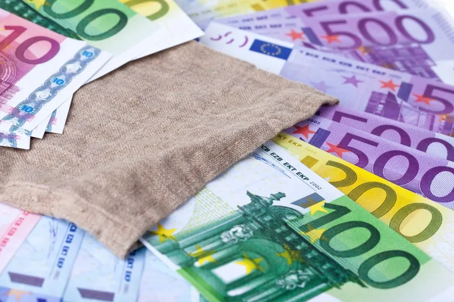Νέο έκτακτο επίδομα για ανέργους έως 2.600 ευρώ - Ποιοι είναι δικαιούχοι