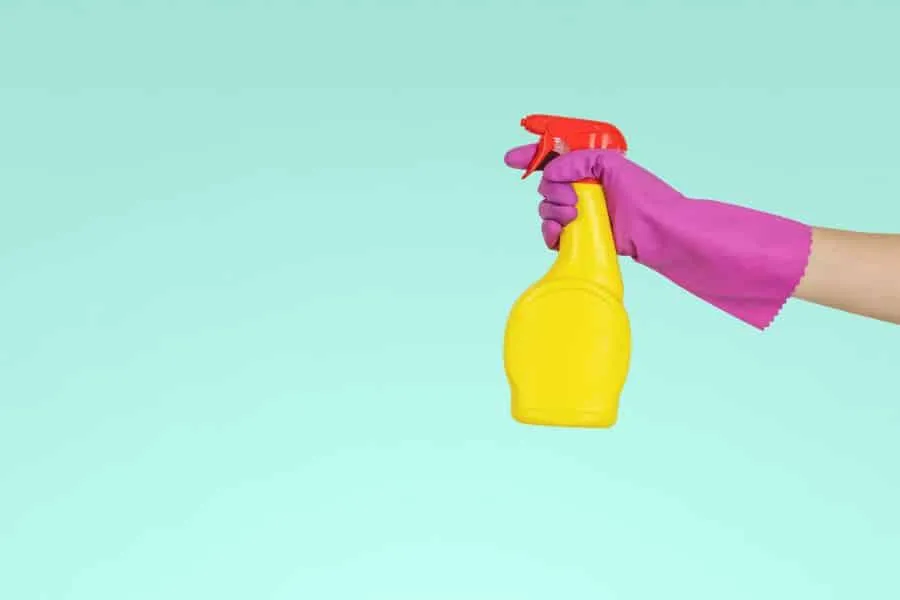 TikTok: Μερικά «σωτήρια» hacks για το καθάρισμα του σπιτιού σου