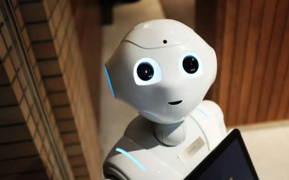 Τεχνητή νοημοσύνη: Φέρνει τα ρομπότ-οικιακούς βοηθούς