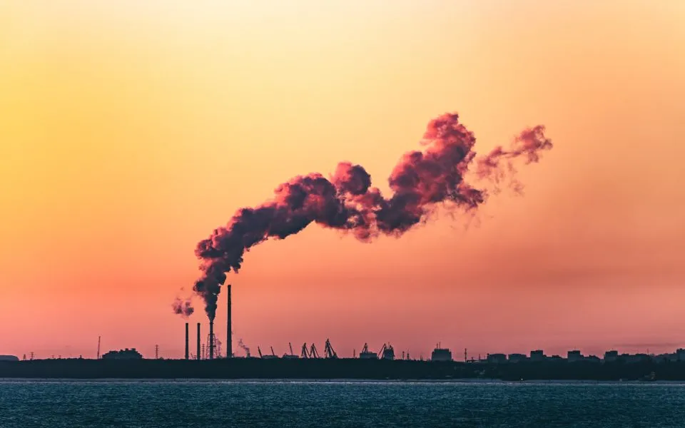 Περιβάλλον: Δεν προστατευόμαστε επαρκώς από την ρύπανση του αέρα - Τι δείχνει έρευνα του ΠΟΥ