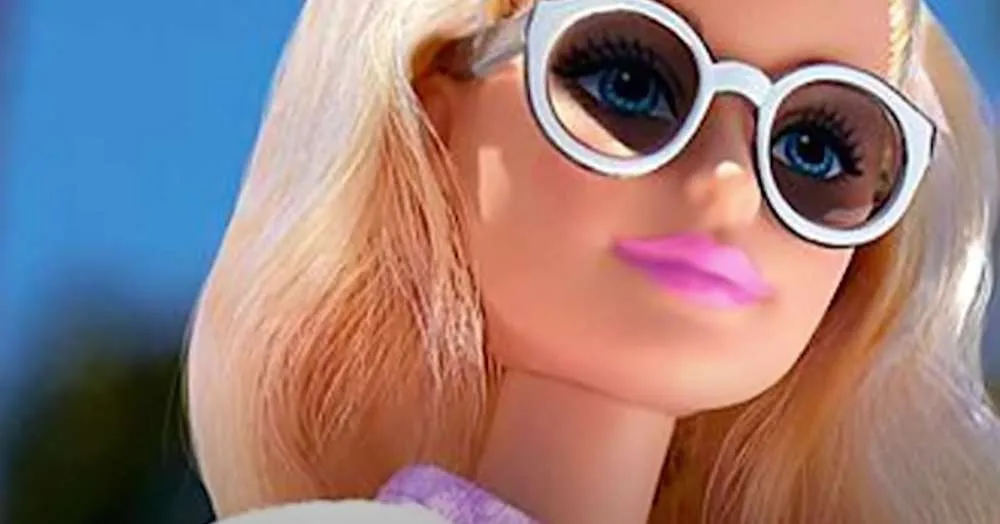 H Barbie και οι πύραυλοι Hawk - Η σκοτεινή, άγνωστη ιστορία της διασημότερης κούκλας του κόσμου