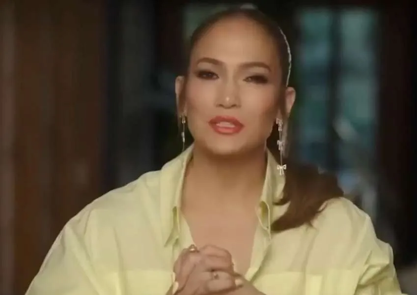 Jennifer Lopez: Το παρασκήνιο της νέας της φωτογράφισης για την ταινία «The Mother»