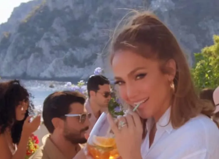 Jennifer Lopez: Αντιδράσεις για τη νέα διαφήμιση που πρωταγωνιστεί - Ποιος είναι ο λόγος
