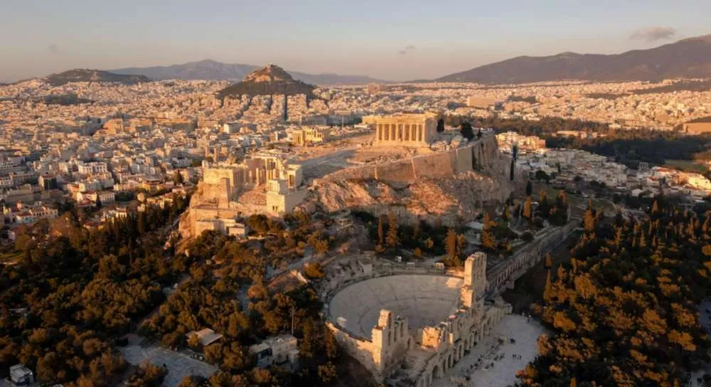 Η Ακρόπολη στα 7 πιο αγαπημένα Μνημεία της UNESCO των διεθνών ταξιδιωτών στην Ευρώπη