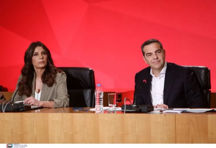 Γιώργος Λιάγκας: «Η Πόπη Τσαπανίδου υπέβαλλε την παραίτησή της το βράδυ των εκλογών»