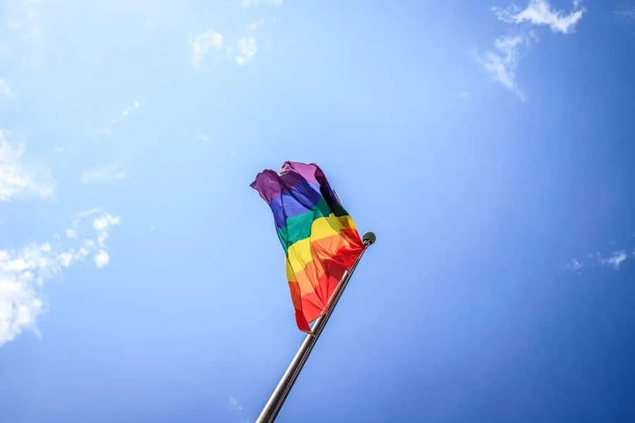 Ρωσία: Το υπουργείο Δικαιοσύνης θέλει να χαρακτηριστεί «εξτρεμιστικό» το «διεθνές ΛΟΑΤΚΙ+ κίνημα»