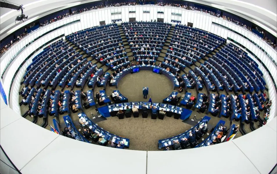 Το Ευρωπαϊκό Κοινοβούλιο ψήφισε το A.I. Act