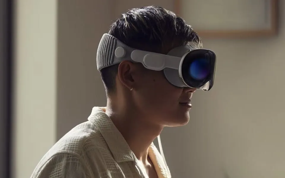 Apple: Sold out τα γυαλιά επαυξημένης πραγματικότητας Vision Pro