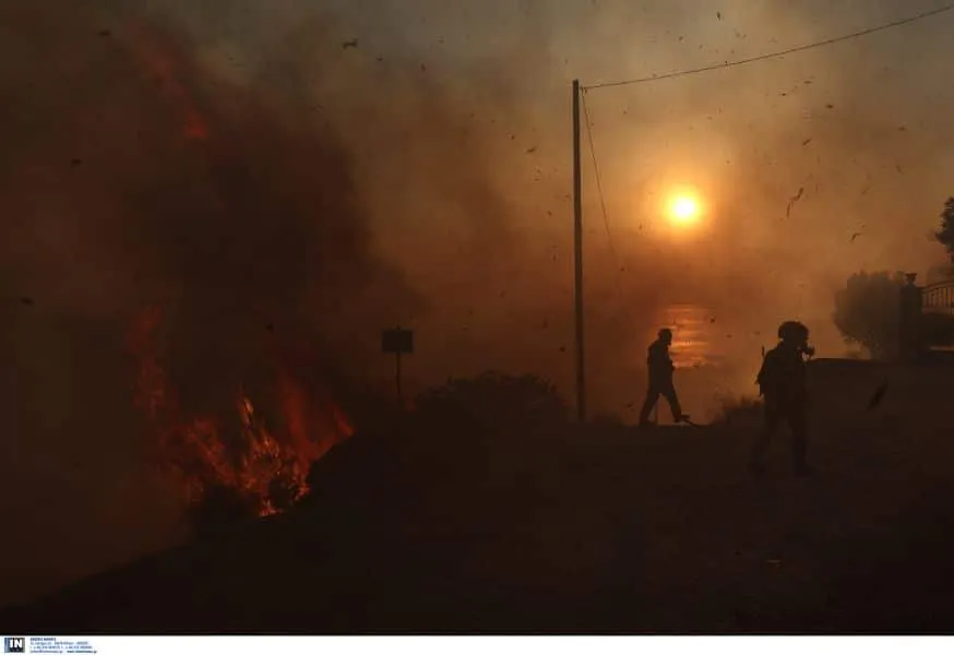 Φωτιές: Οριοθέτηση των μετώπων σε Ορεστιάδα και Φλώρινα