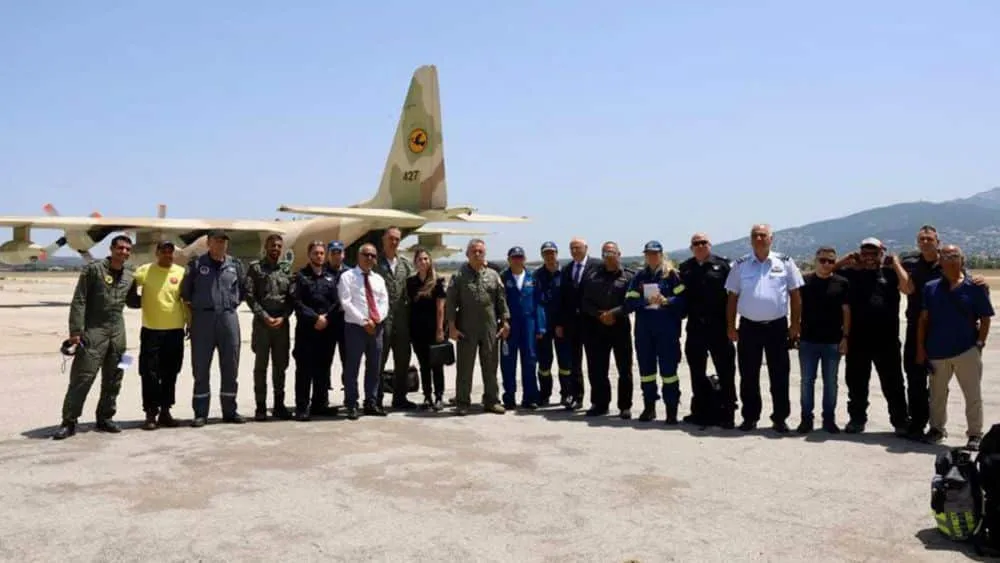 Έφτασαν στην Ελλάδα τα δύο πυροσβεστικά αεροπλάνα από το Ισραήλ