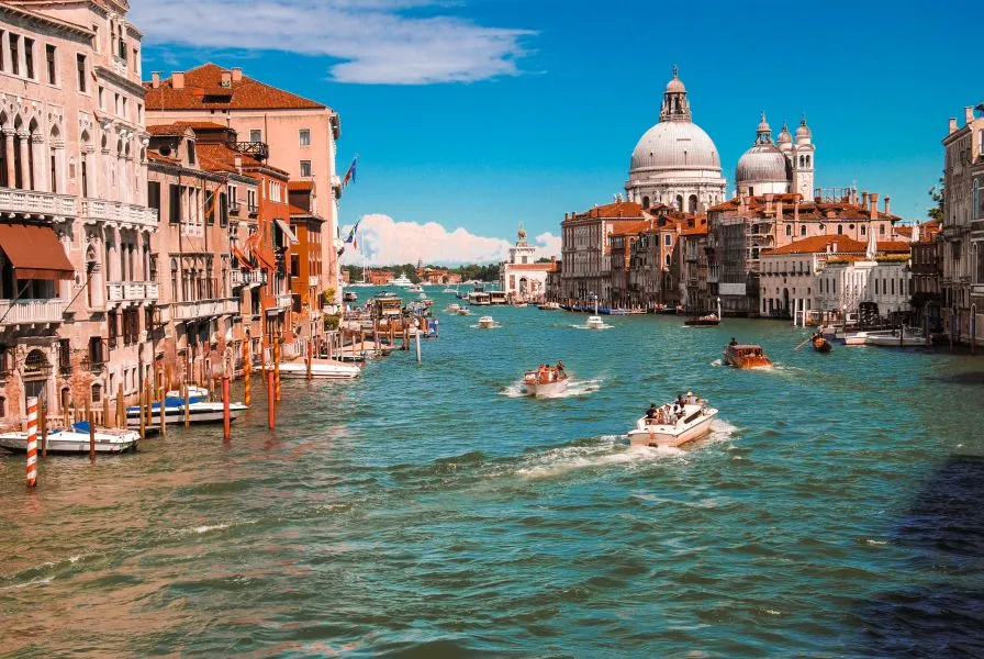 Ιταλία: Νέο κύμα ζέστης - Μέχρι και 47 βαθμούς θα δείξει ο υδράργυρος