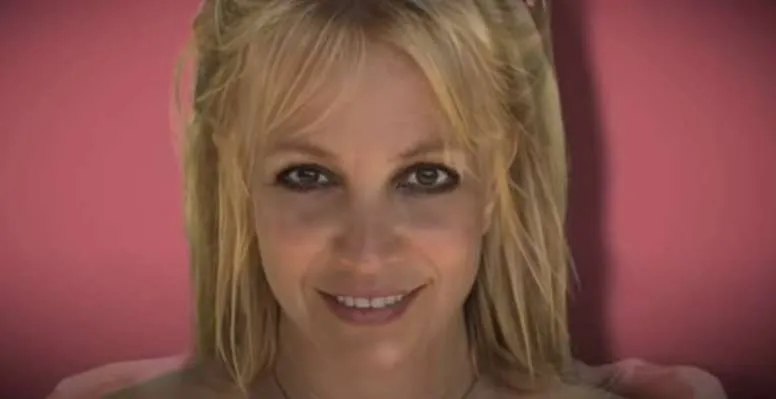 Britney Spears: Τον Οκτώβριο κυκλοφορεί η άκρως αποκαλυπτική αυτοβιογραφία της