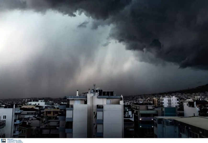 Καιρός: Βροχές και καταιγίδες σε πολλές περιοχές της χώρας - Πού θα «χτυπήσει» η κακοκαιρία