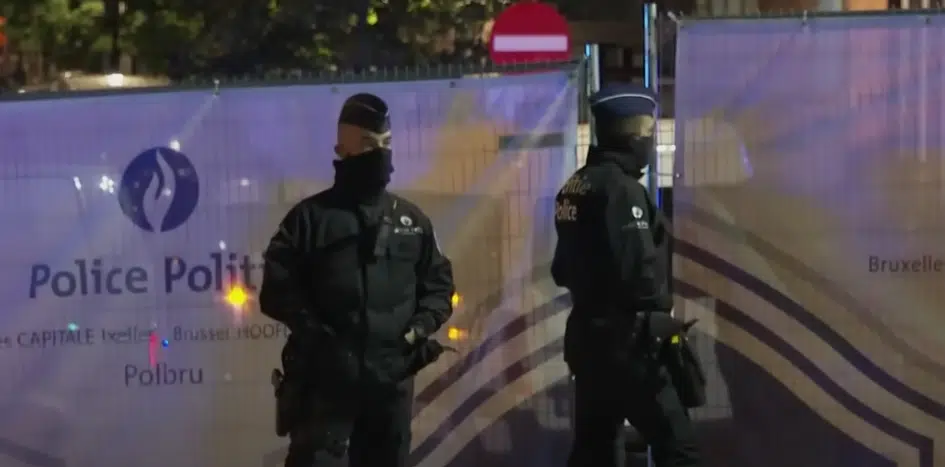 Σε κατάσταση συναγερμού οι Βρυξέλλες - Ασύλληπτος ο δράστης της φονικής επίθεσης