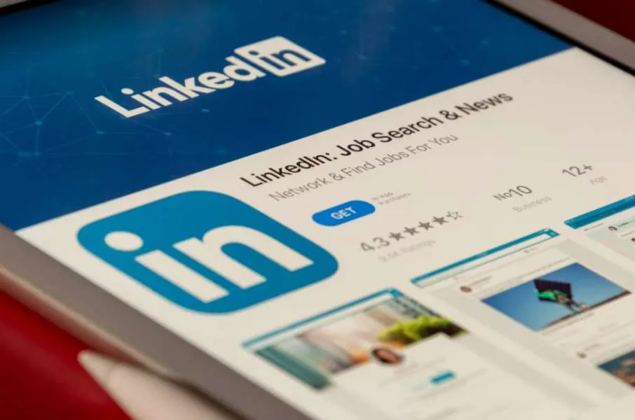 LinkedIn: Με ΑΙ θα διευκολύνει τις επιχειρήσεις να βρουν τον κατάλληλο υποψήφιο