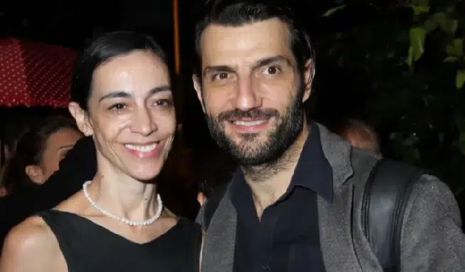 Ο Νίκος Κουρής και η Ελένη Τοπαλίδου παντρεύτηκαν μετά από 18 χρόνια σχέσης