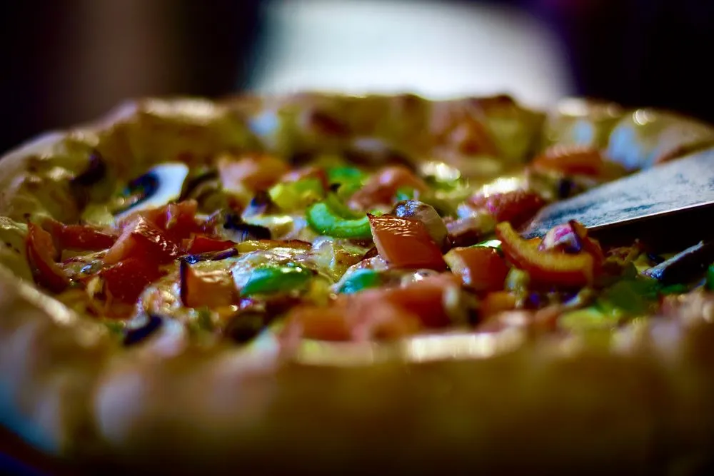 Η Pizza Hut σερβίρει πίτσα με φίδι στο Χονγκ Κονγκ