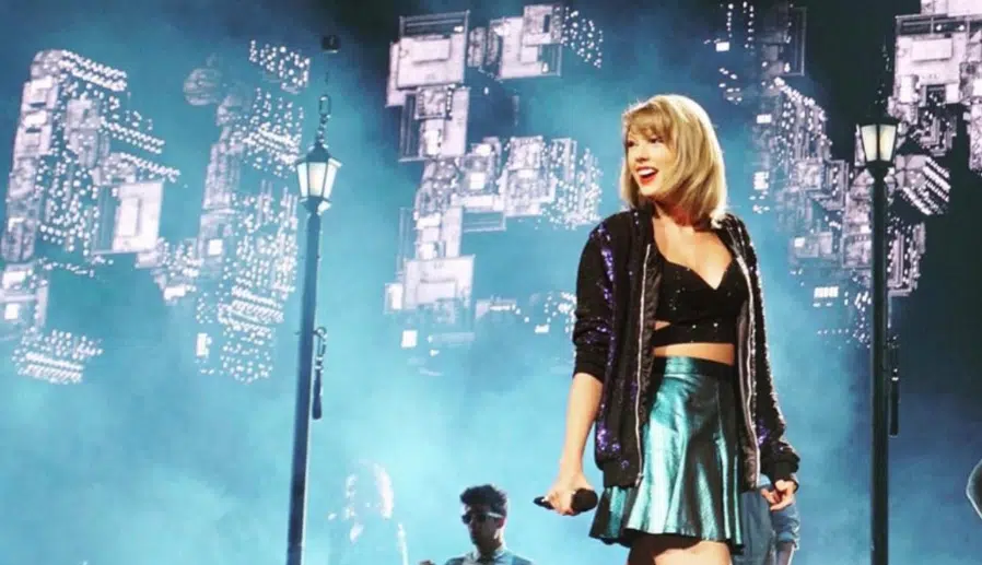 Η Taylor Swift με το «1989» κατέκτησε τον πλανήτη και επαναπροσδιόρισε την pop μουσική