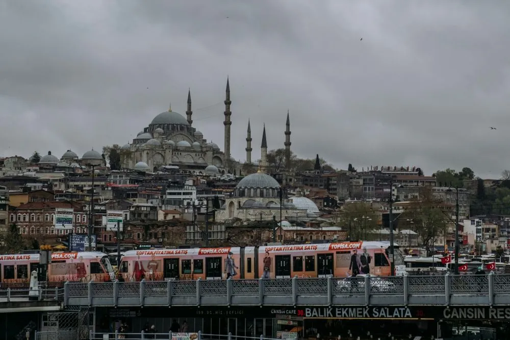 Κωνσταντινούπολη: Ένοπλη επίθεση στο Δικαστικό Μέγαρο με 2 νεκρούς