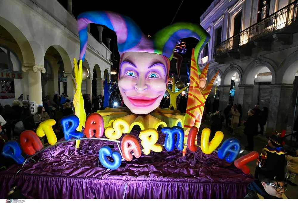 Απόκριες 2024: Κορυφώνονται οι εκδηλώσεις στην Πάτρα - Πάνω από 60.000 στο καρναβάλι