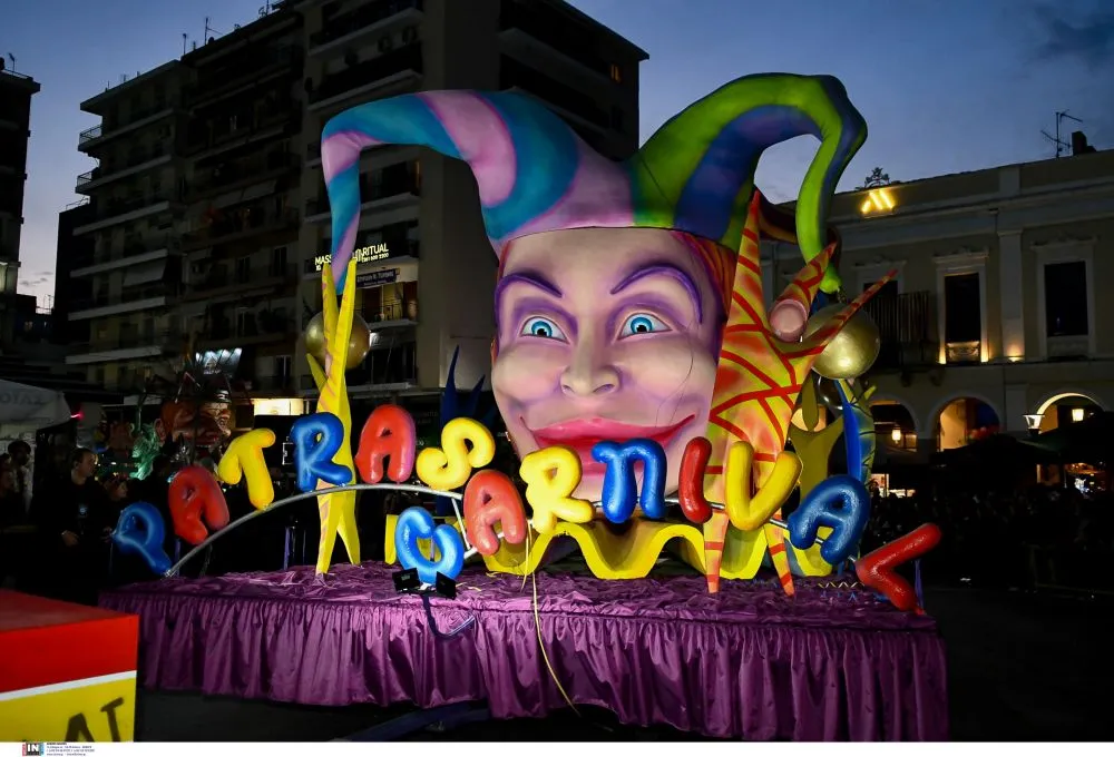 Απόκριες 2024: Σήμερα η μεγάλη καρναβαλική παρέλαση στην Πάτρα - Προετοιμασίες σε Ξάνθη και Ρέθυμνο