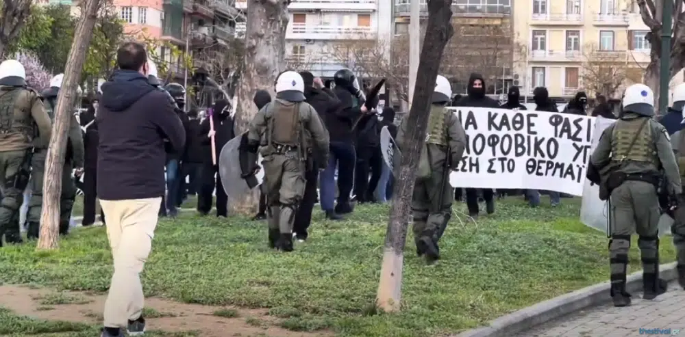 Θεσσαλονίκη: Συγκεντρώσεις παρά την απαγόρευση – Αντιφασιστική πορεία στο Ολύμπιον