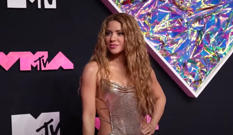 Shakira: «Έβαλα την καριέρα μου σε αναμονή για να είμαι δίπλα στον Ζεράρ»