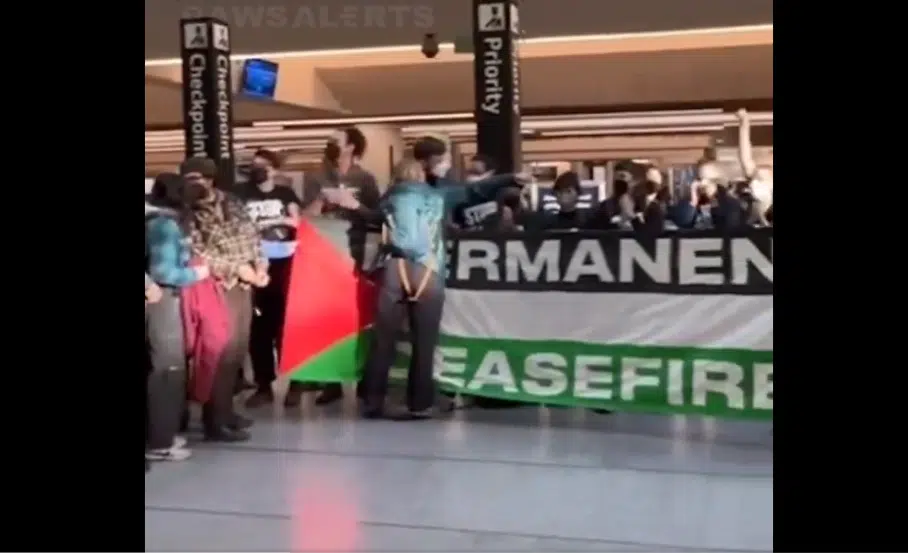 Σαν Φρανσίσκο: Διαδηλωτές απέκλεισαν το αεροδρόμιο - Ζητούσαν τερματισμό του πολέμου στη Γάζα